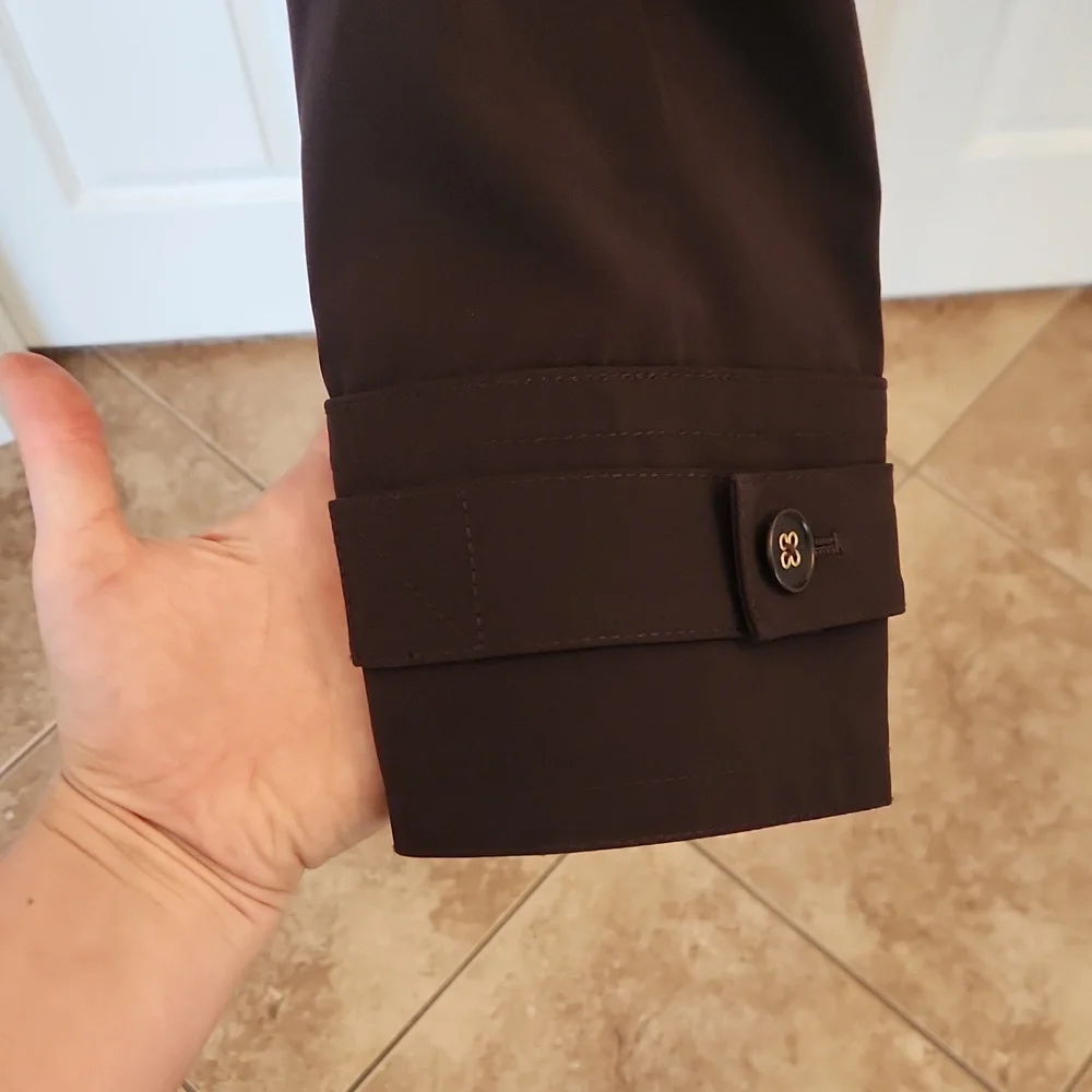 ST. JOHN two piece jacket and pants - Picture 4 of 12